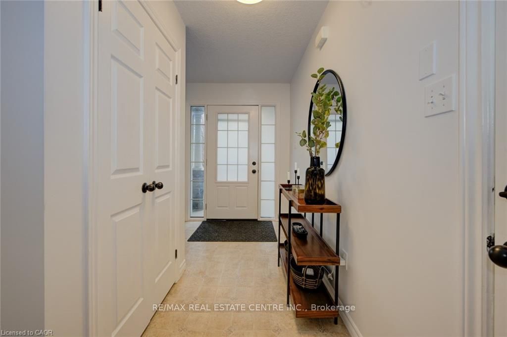 A4-20 David Bergey Drive, Kitchener, ON, N2E 0B1 photo 5