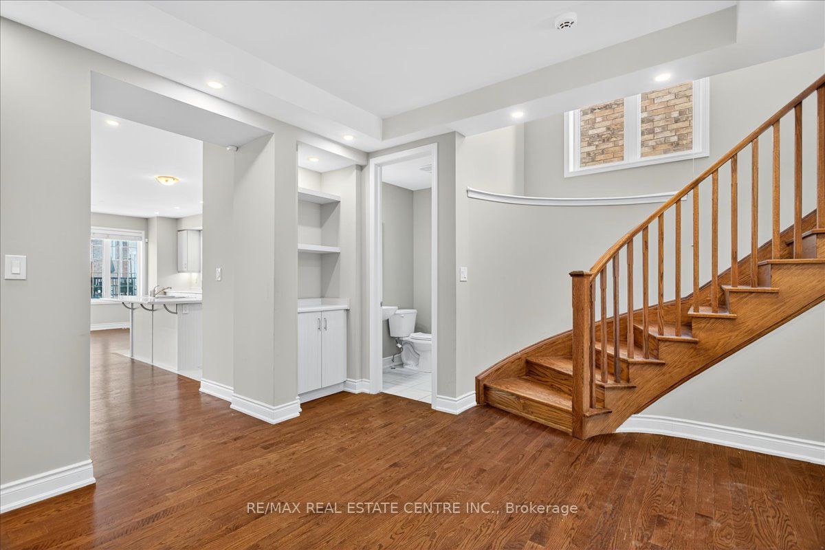 249 Hinton Terrace, Milton, ON, L9T 7K6 photo 4
