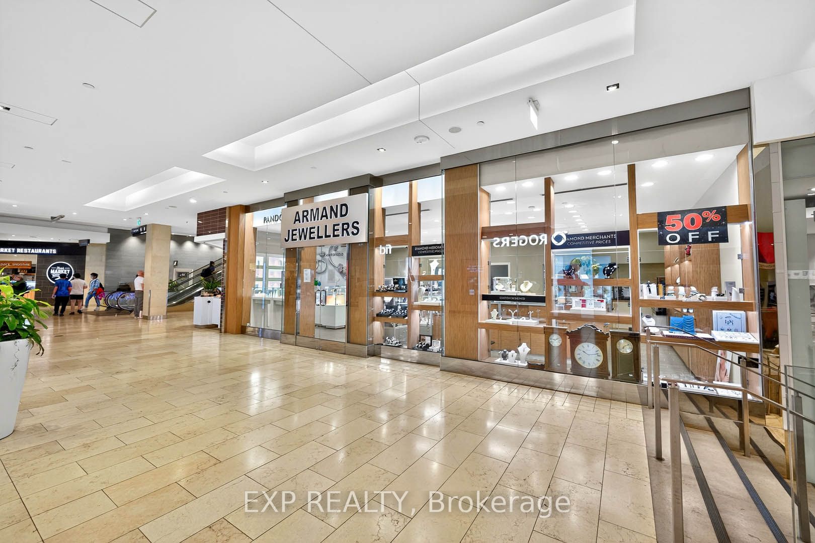 Additional image 3 of 1-174-100 City Centre Drive, Mississauga, ON, L5B 2C9