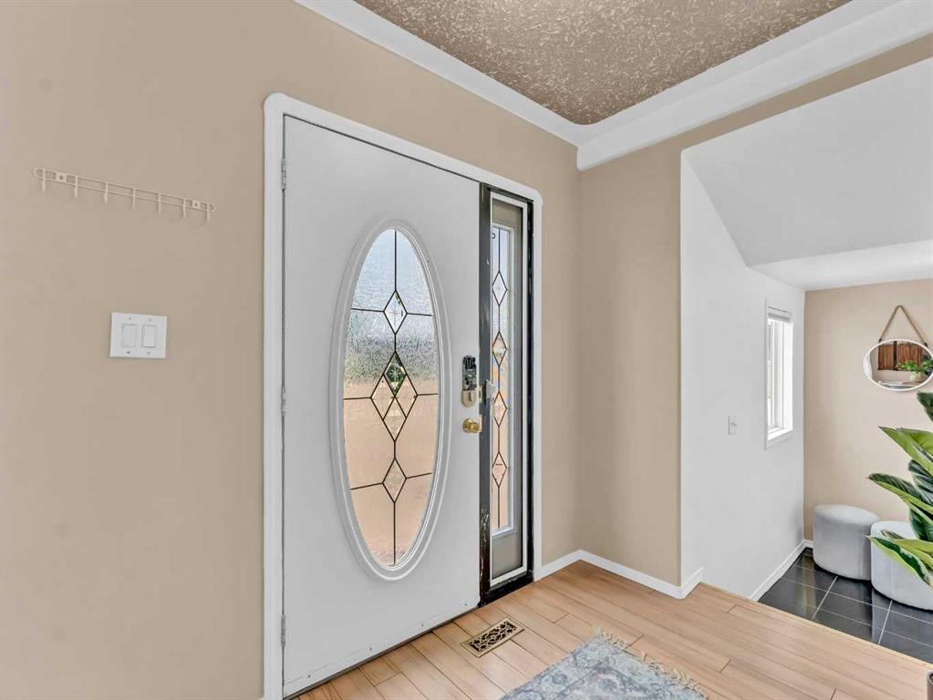 Additional image 6 of 309 1 Street NW, Redcliff, AB, T0J 2P2