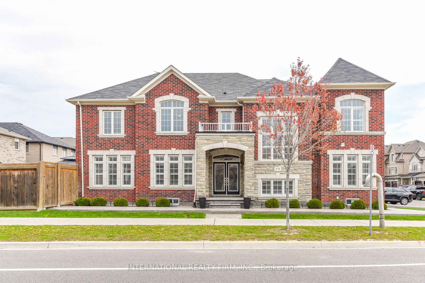 578 Dougall Avenue, Caledon, ON, L7C 3Z4