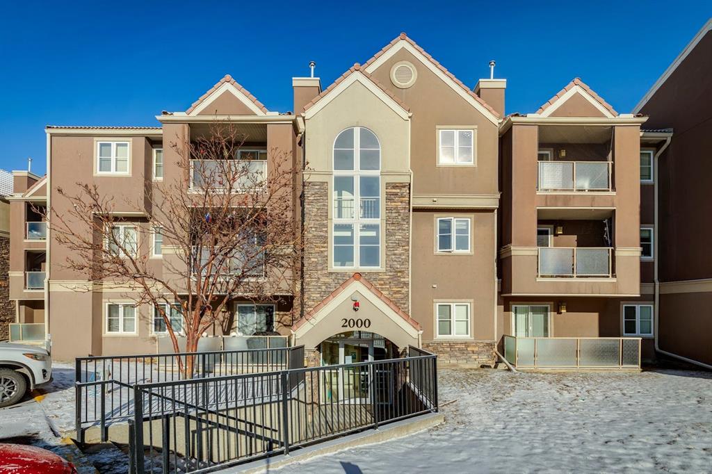 34-2034 Edenwold Heights NW, Calgary, AB, T3A 3Y2
