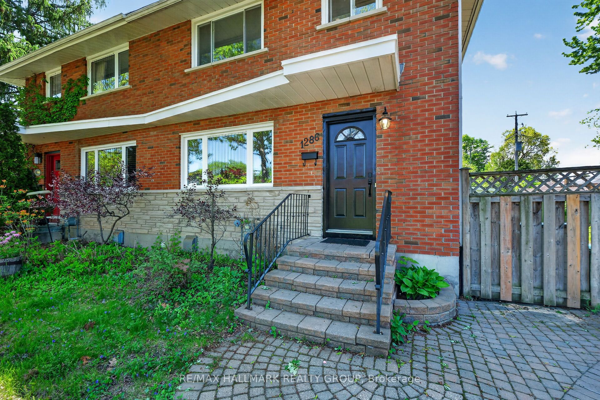 Additional image 3 of 1286 Bonnie Crescent, Ottawa, ON, K2C 2A2
