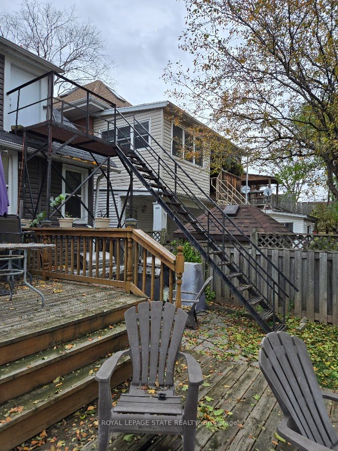 17 Fairleigh Avenue S, Hamilton, ON, L8M 2K1 photo 4