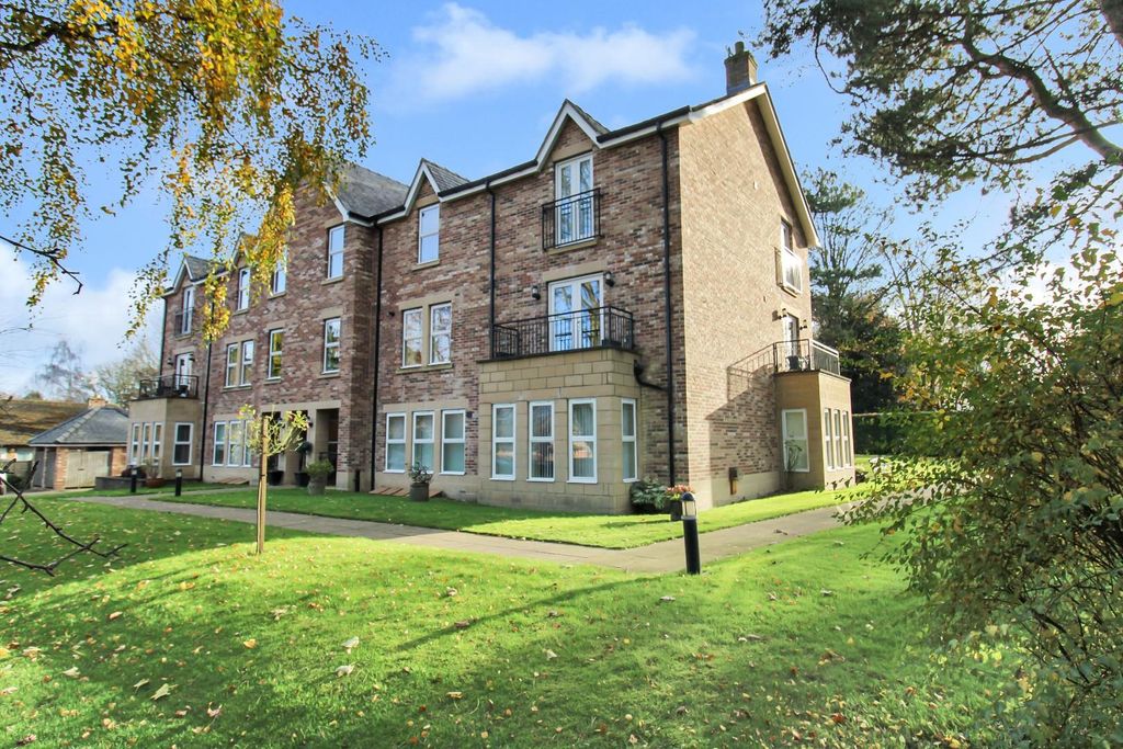2 bed flat for saleLocker Lane, Ripon HG4
