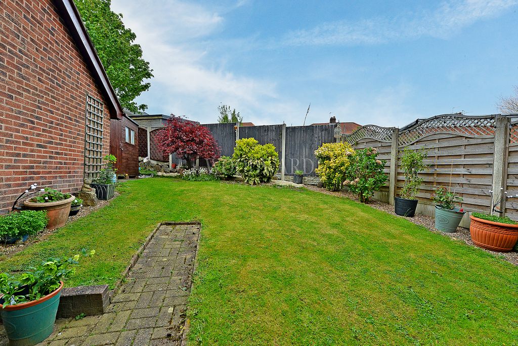 Additional image 4 of 4 bed detached house for saleClumber Close, Ripley DE5