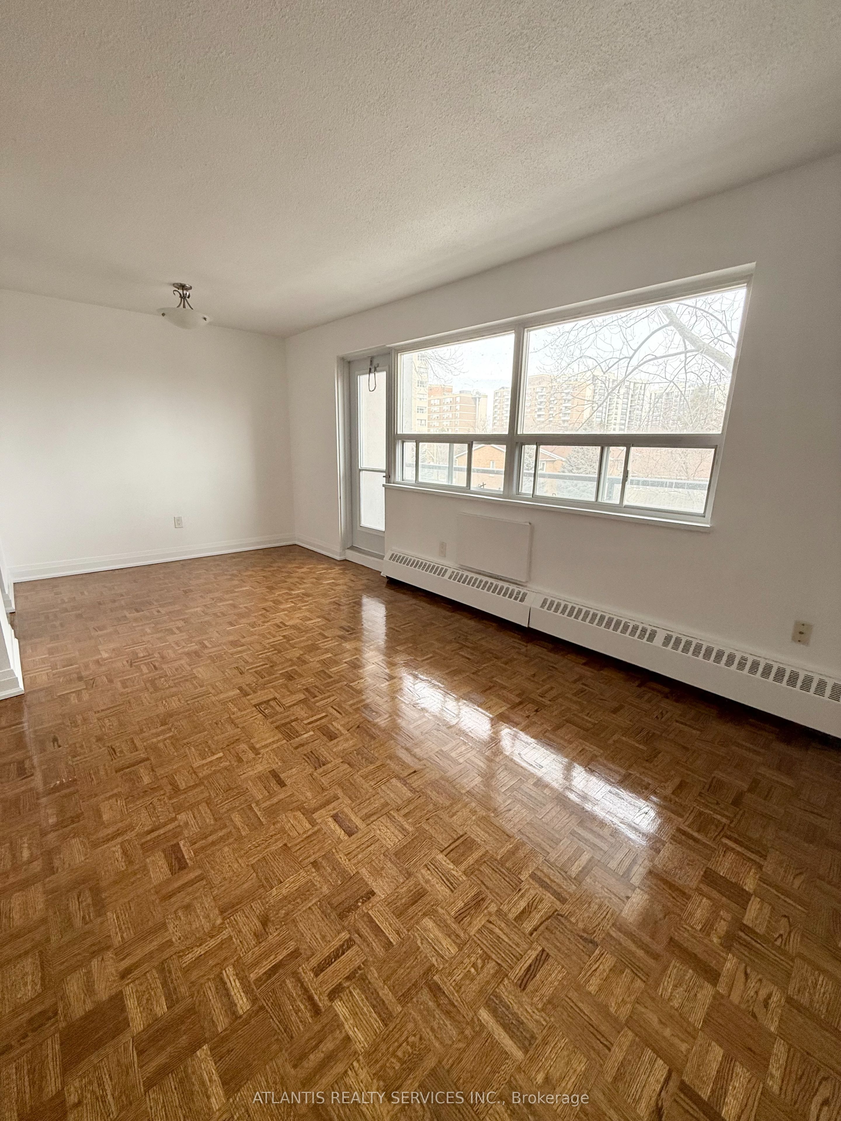 Additional image 3 of 301-50 East Street, Oakville, ON, L6L 3K4
