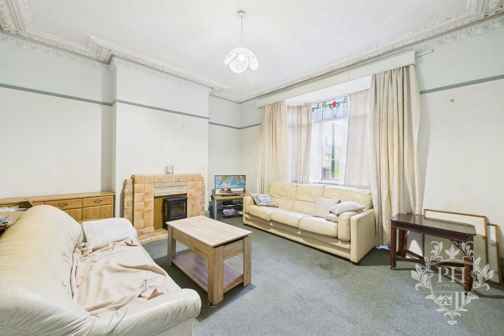 Additional image 2 of 4 bed terraced house for saleCoatham Road, Redcar TS10