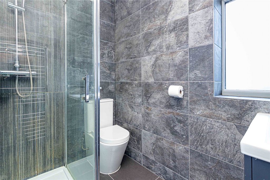 Additional image 15 of 5 bed detached house for saleThe Avenue, Radlett, Hertfordshire WD7