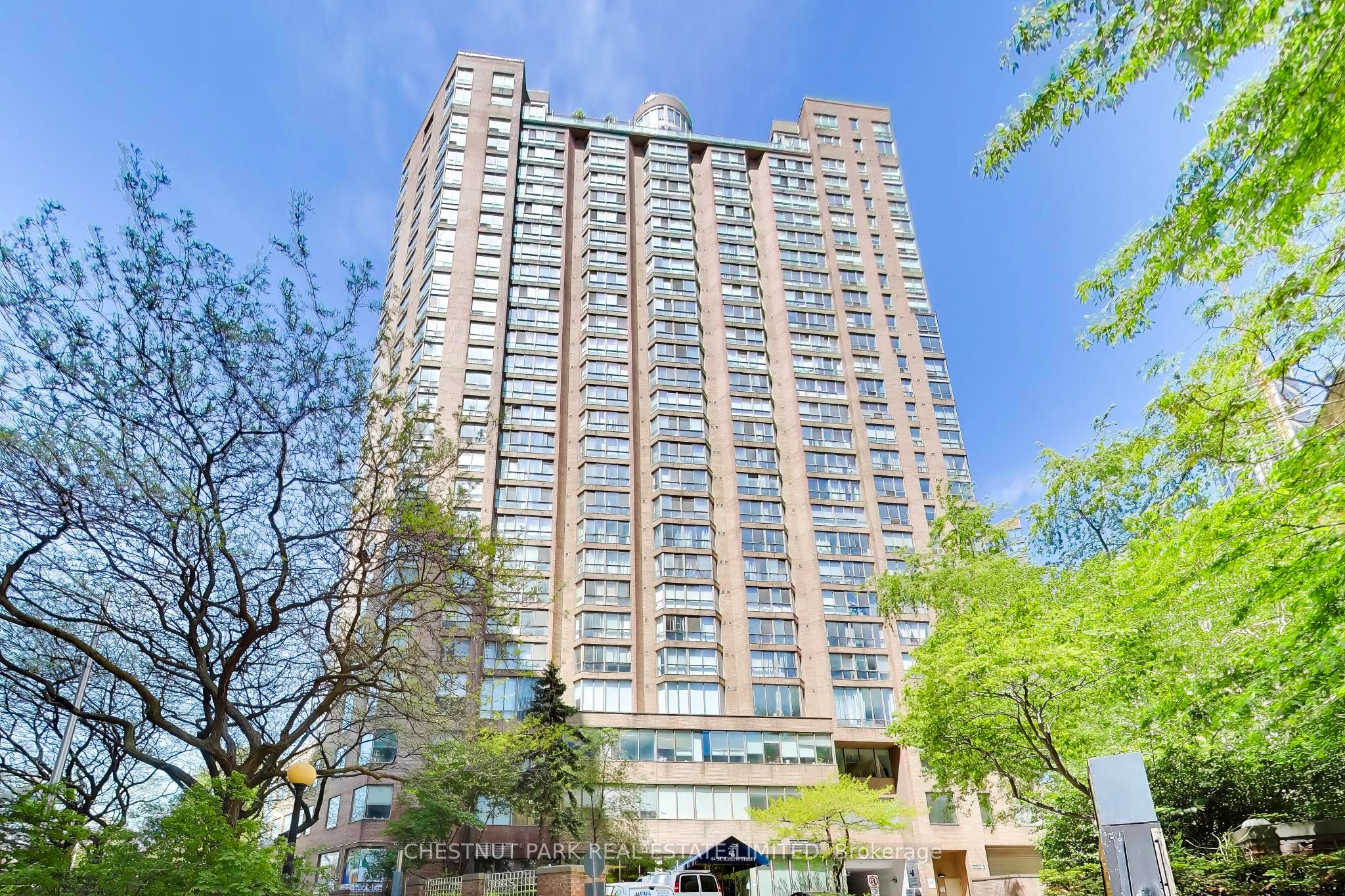 2011-44 St Joseph Street, Toronto, ON, M4Y 2W4