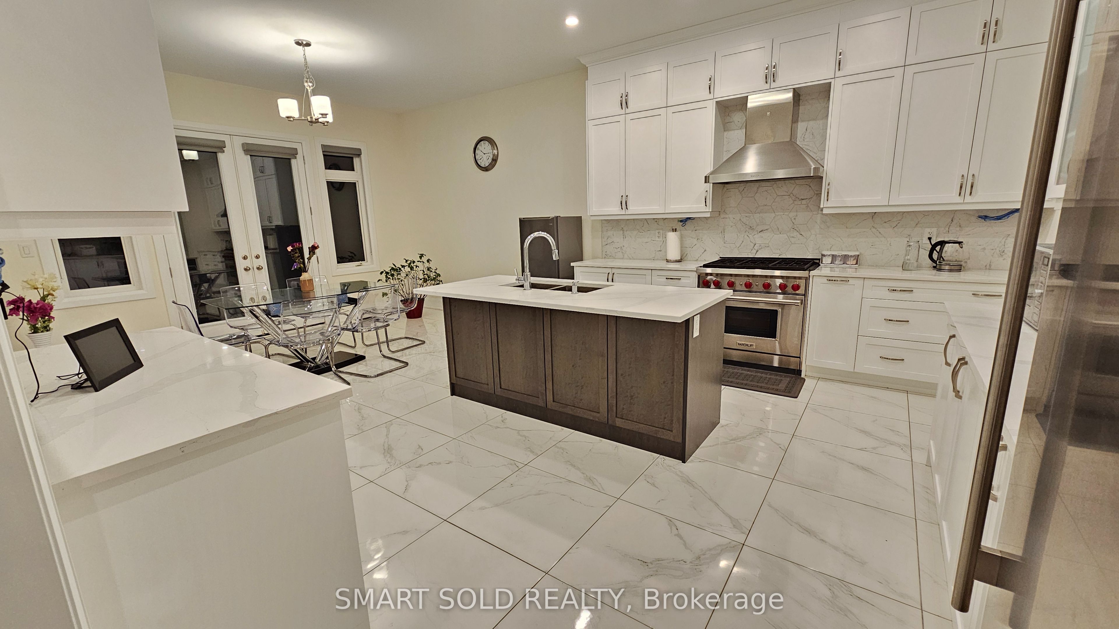 147 Hillsview Drive, Richmond Hill, ON, L4C 1T3 photo 4