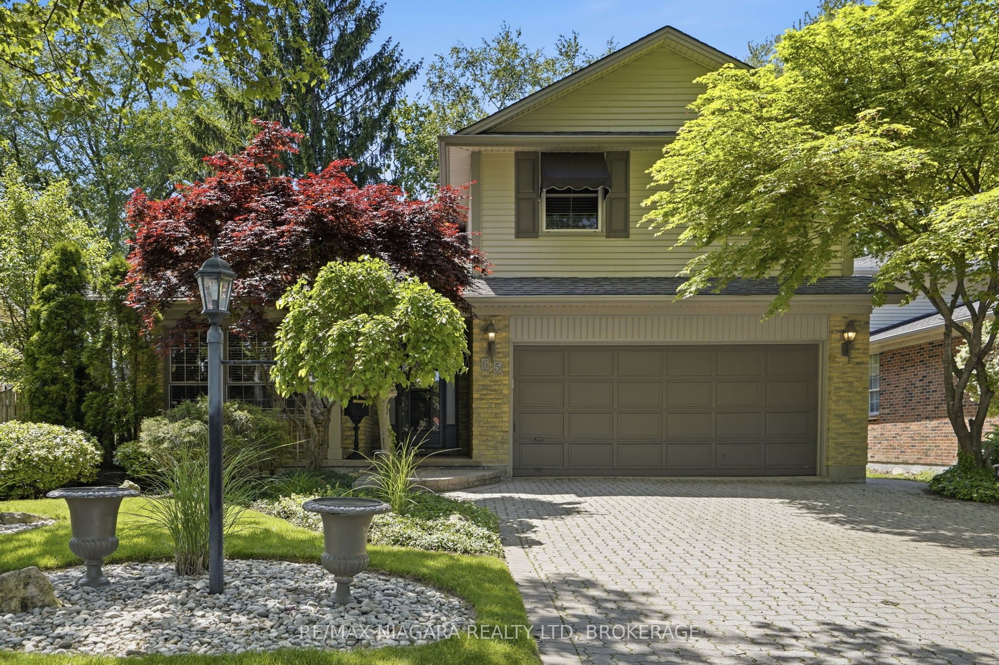 65 October Drive, St. Catharines, ON, L2N 6J4