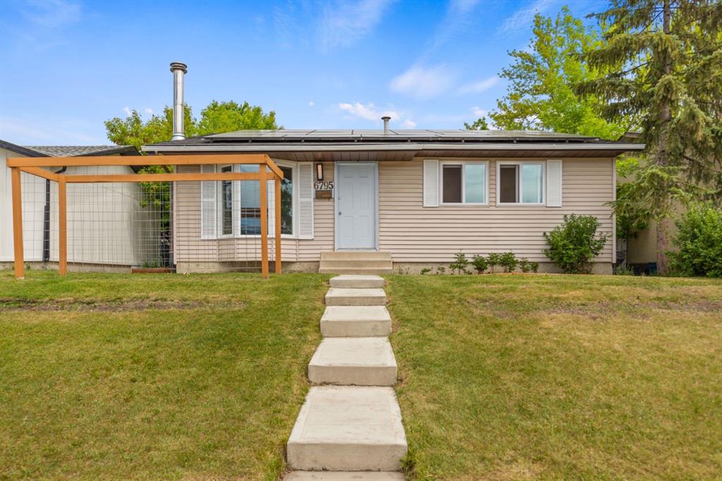 6795 Malvern Road NE, Calgary, AB, T2A 5R1