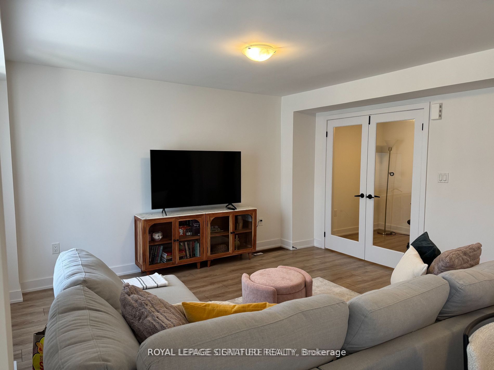 36 Silo Mews, Barrie, ON, L9J 0V3 photo 3