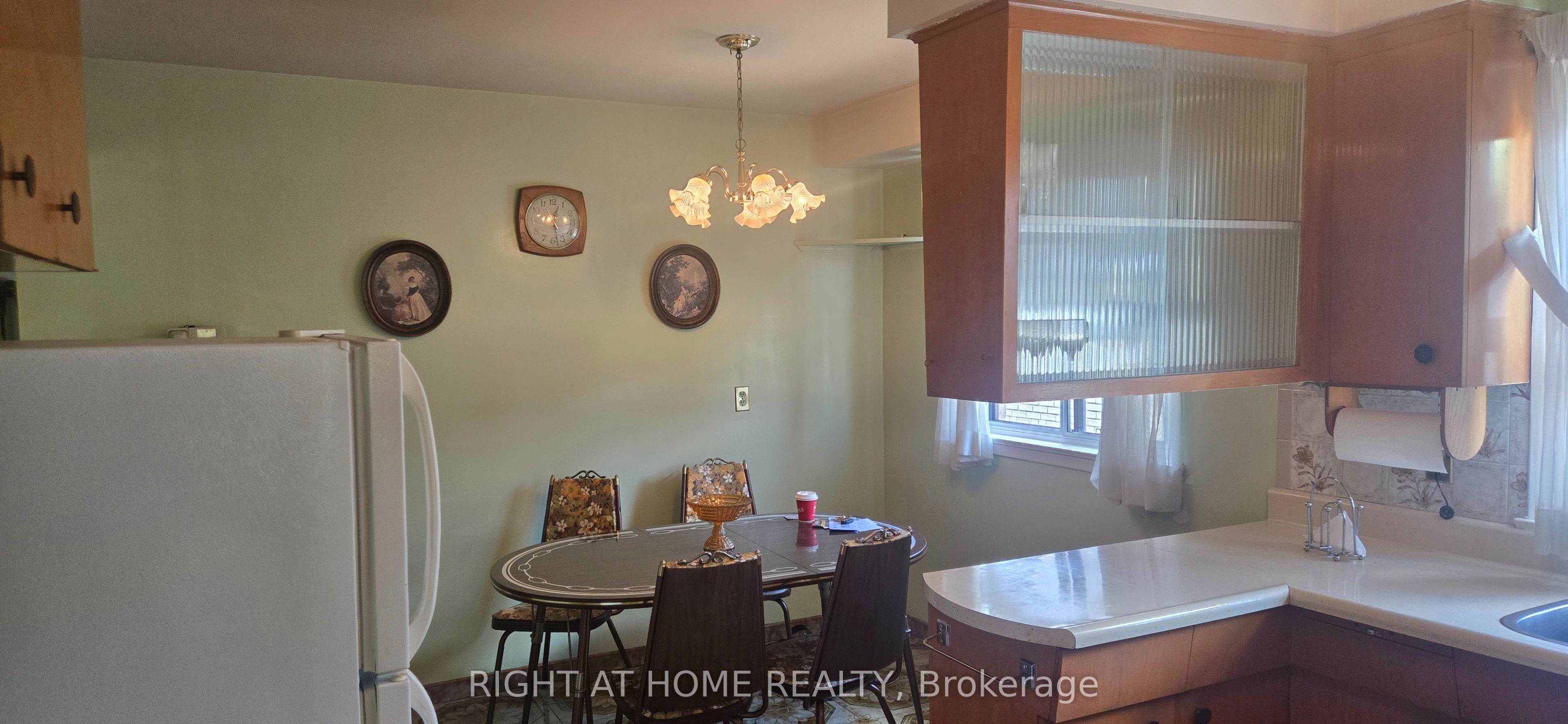 7 Daystrom Drive, Toronto, ON, M9M 2A8 photo 5