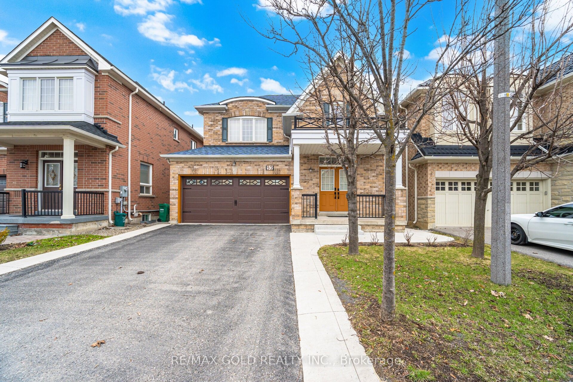 52 Watsonbrook Drive, Brampton, ON, L6R 0R3 photo 2