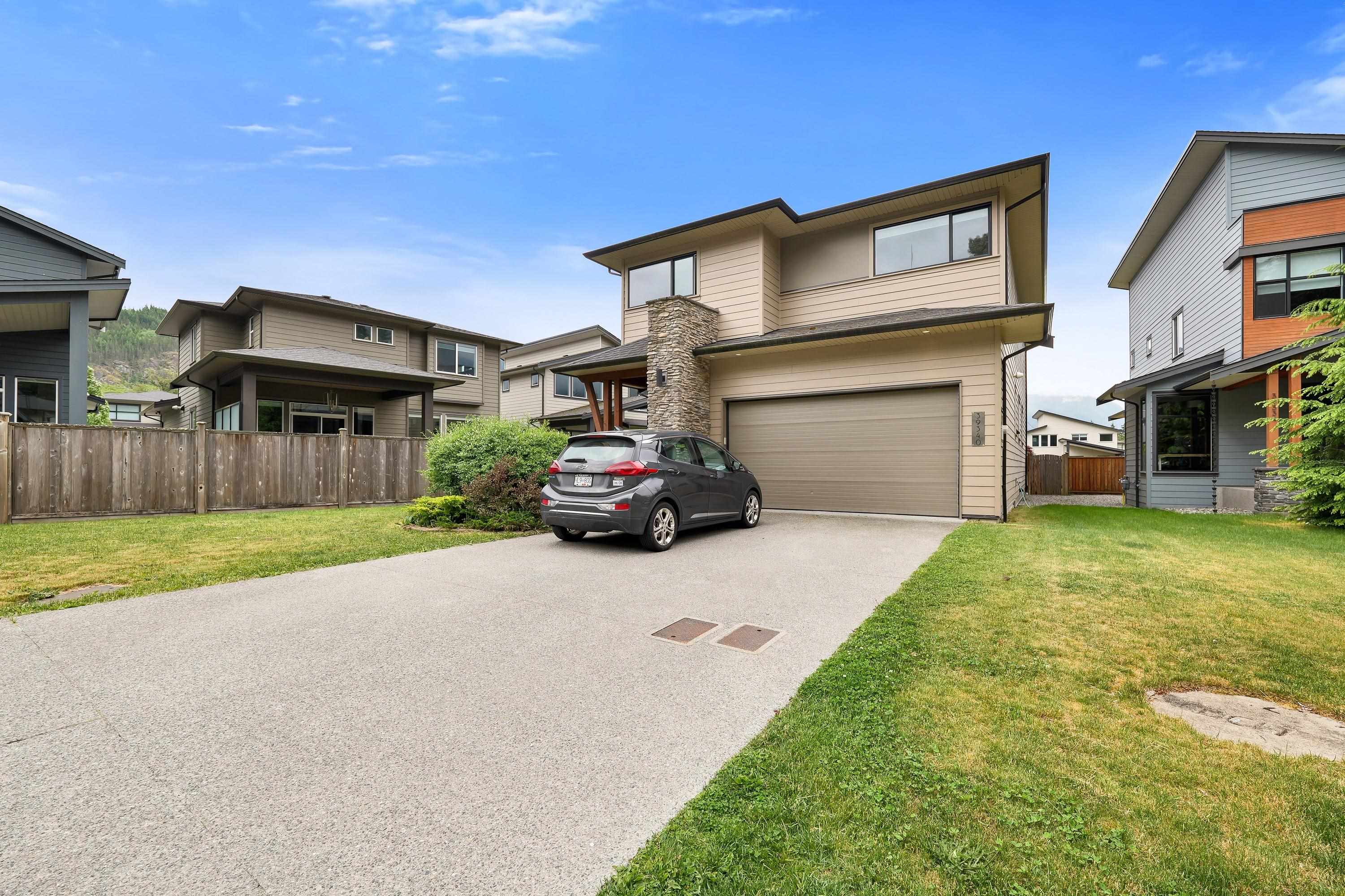 39340 Falcon Crescent, Squamish, BC, V8B 0Y9