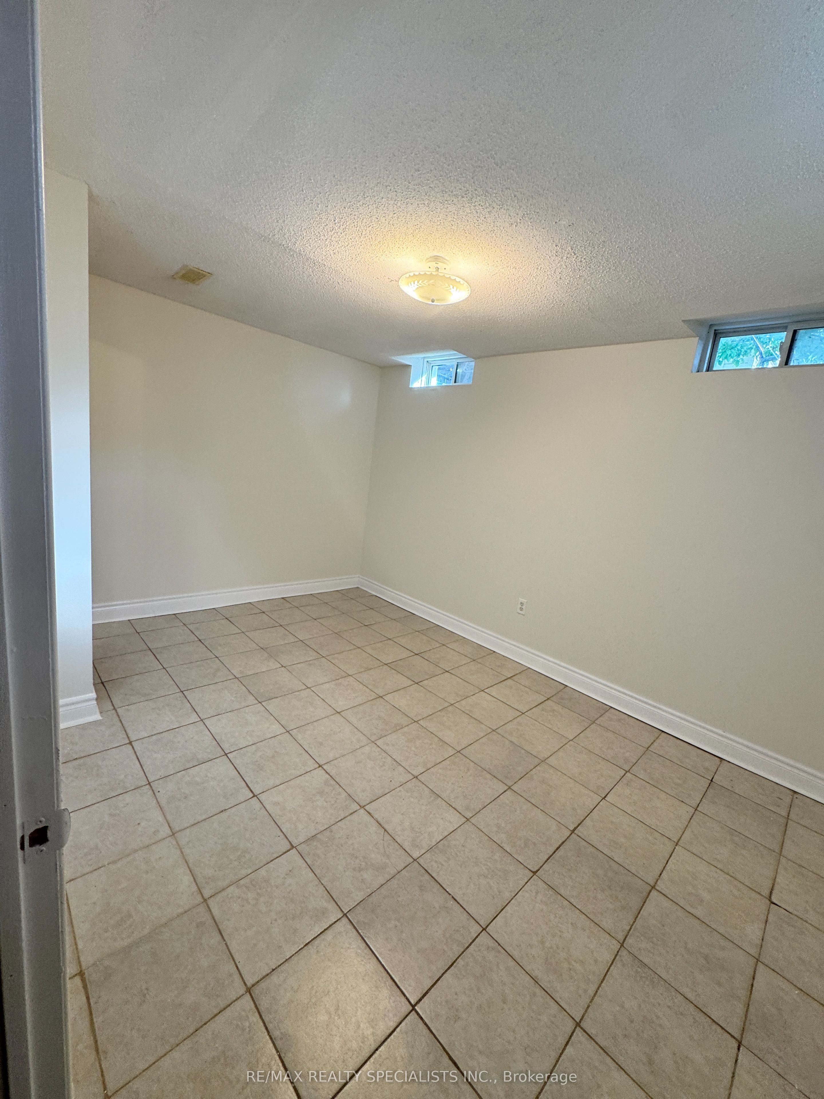 BSMT-5834 Raftsman Cove N/a, Mississauga, ON, L5M 6N9