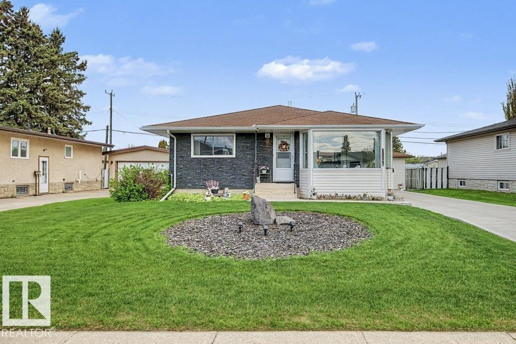 13523 65 Street NW, Edmonton, AB, T5A1A5