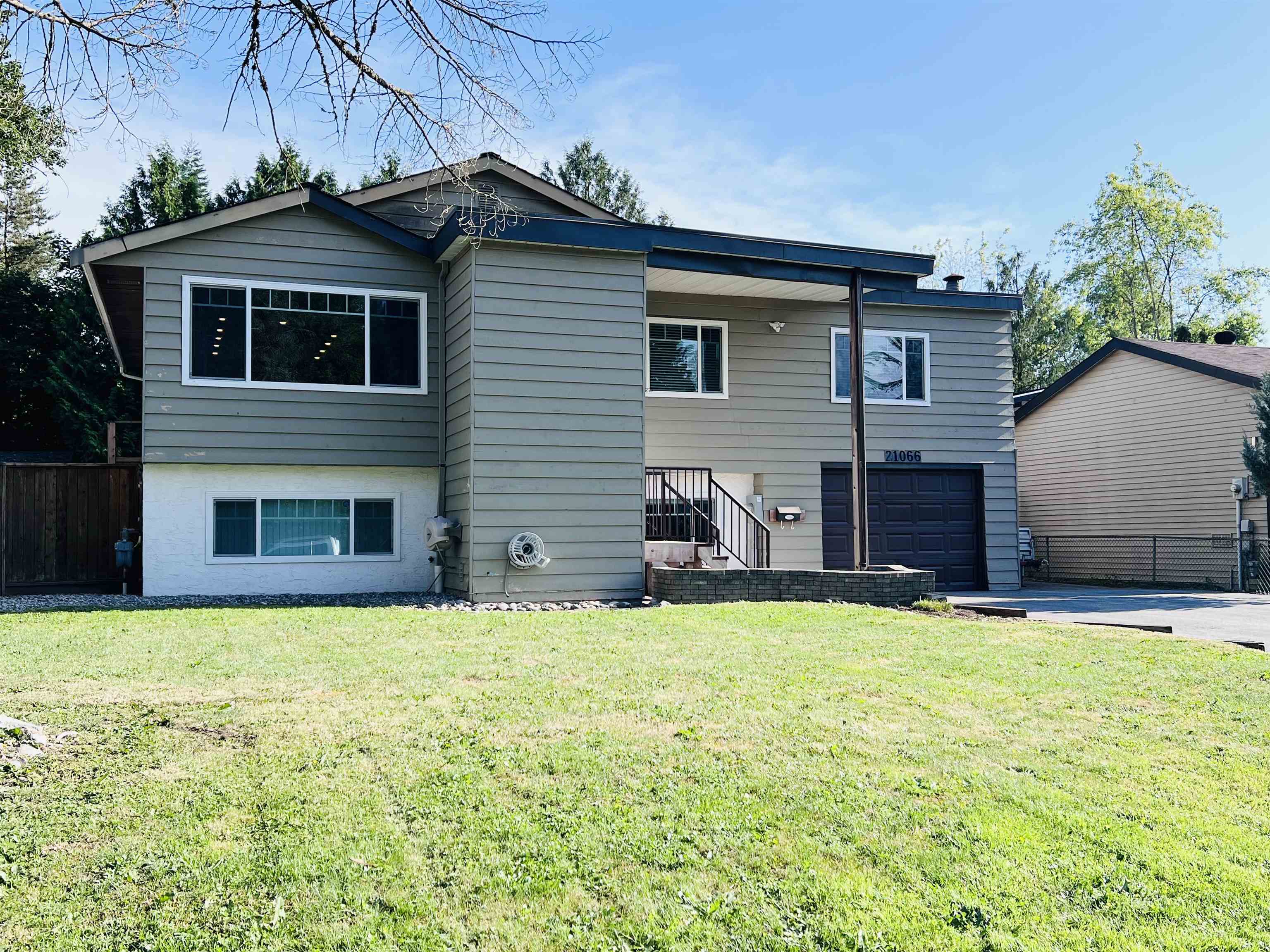 Additional image 2 of 21066 Glenwood Avenue, Maple Ridge, BC, V2X 8K5
