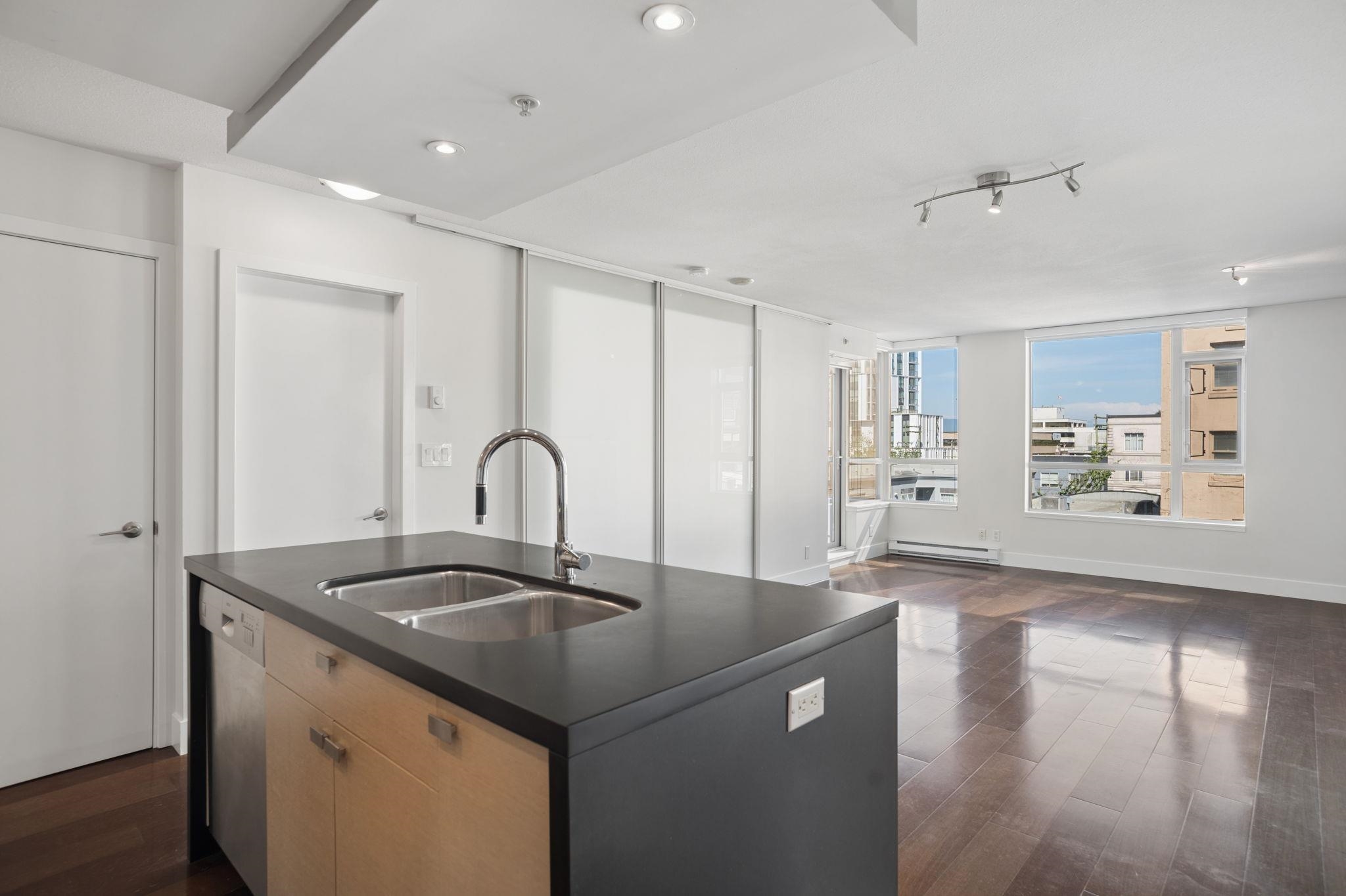 Additional image 4 of 403-1530 8th Avenue W, Vancouver, BC, V6J 5M6