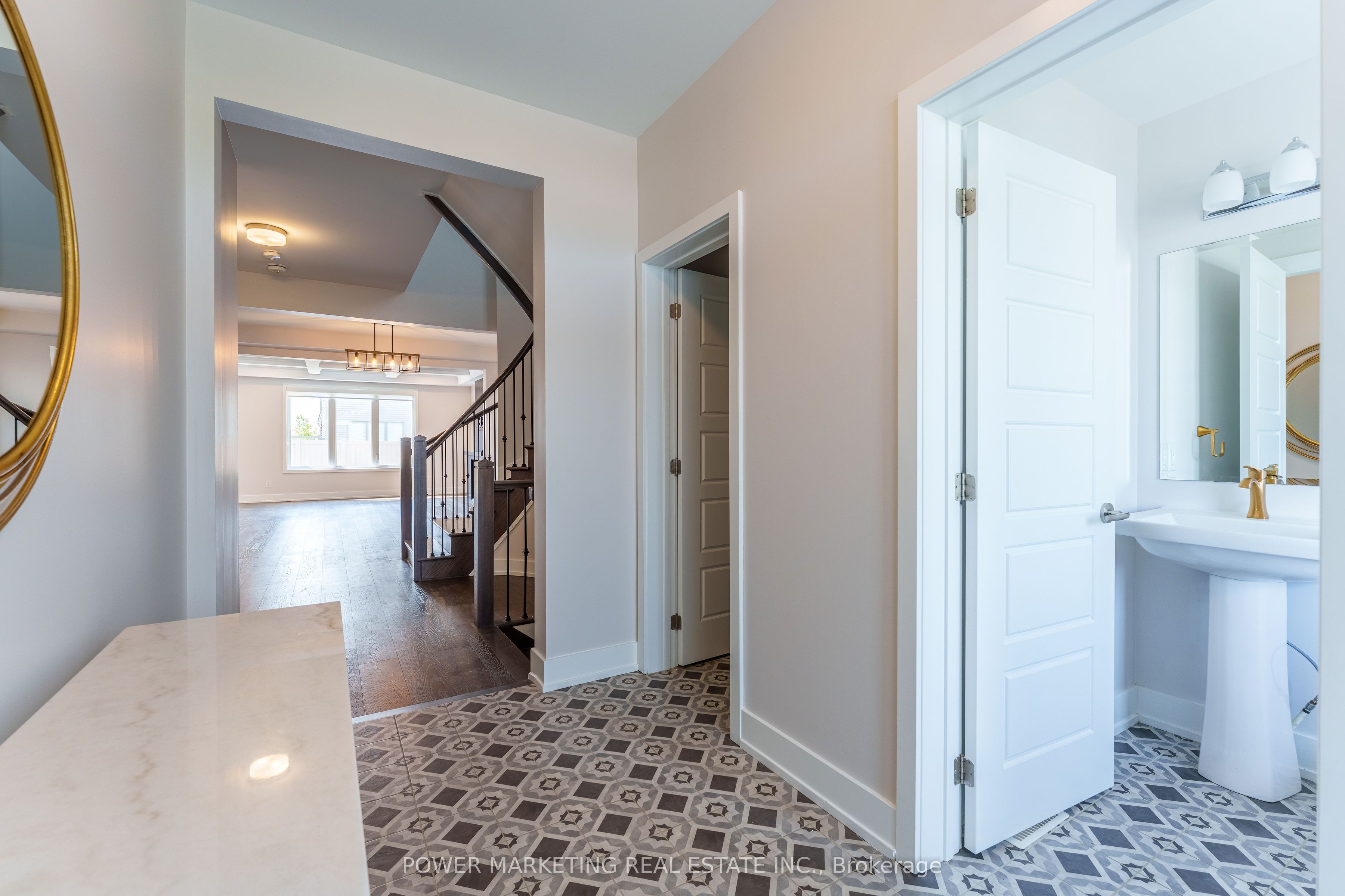 635 Perseus Avenue, Ottawa, ON, K2J 6S7 photo 3