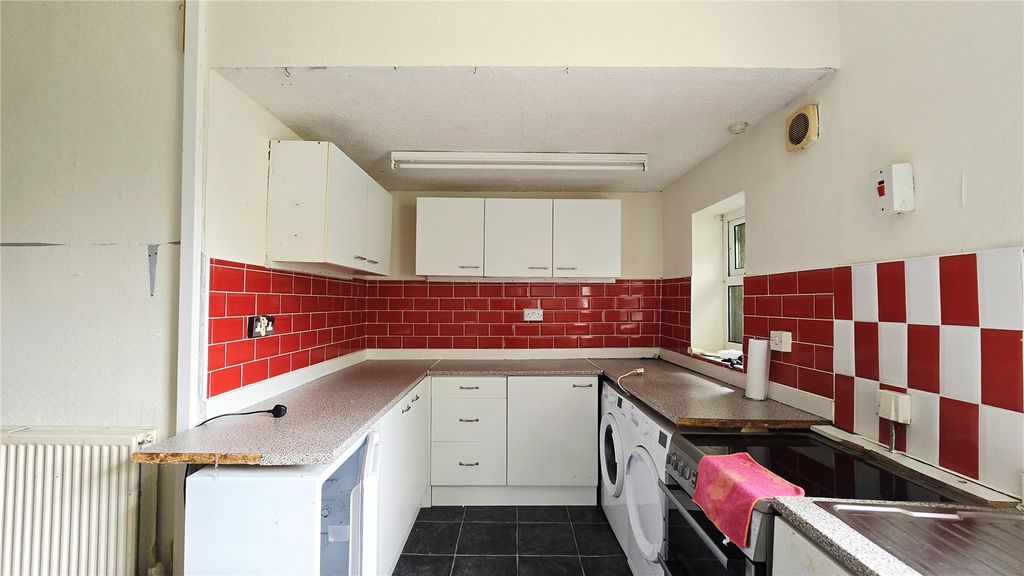 Additional image 4 of 2 bed bungalow for saleLondon Road, Valley, Holyhead, Isle Of Anglesey LL65