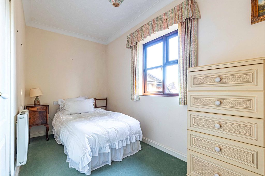 Additional image 10 of 2 bed flat for saleWatling Street, Radlett, Hertfordshire WD7