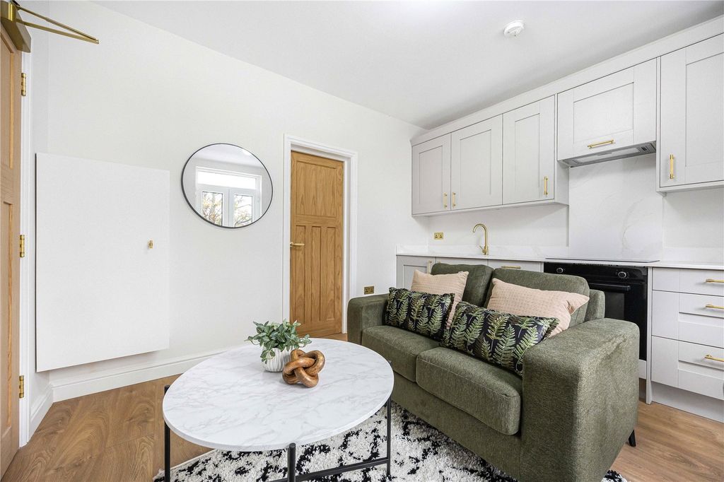 Additional image 8 of 4 bed terraced house for saleLorne Street, Reading RG1