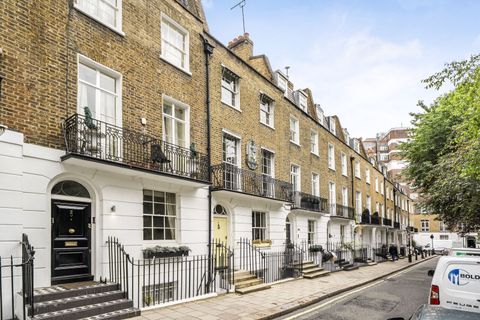 Trevor Square, Knightsbridge, London SW7