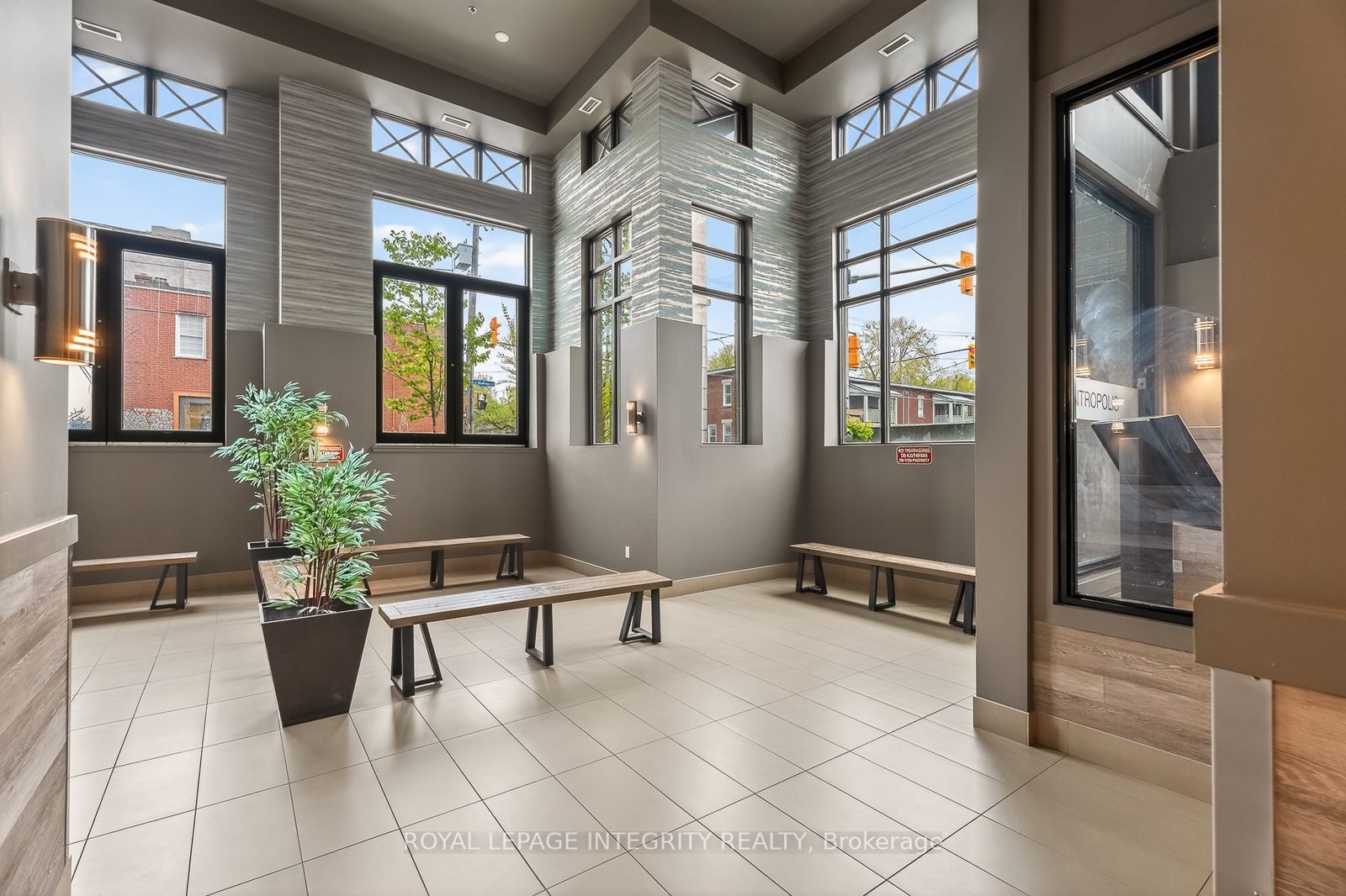 506-429 Kent Street, Ottawa, ON, K2P 1B5 photo 4