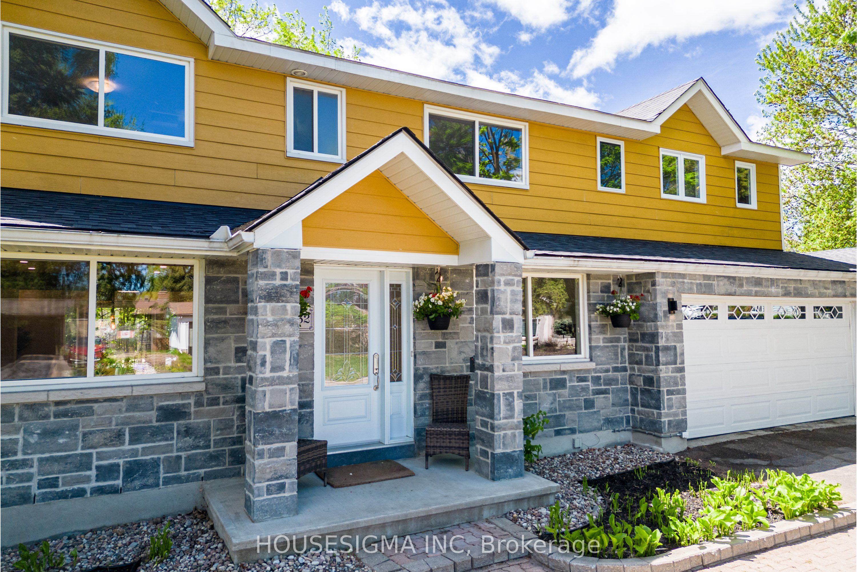 Additional image 2 of 2032 Kings Grove Crescent, Ottawa, ON, K1J 6G1