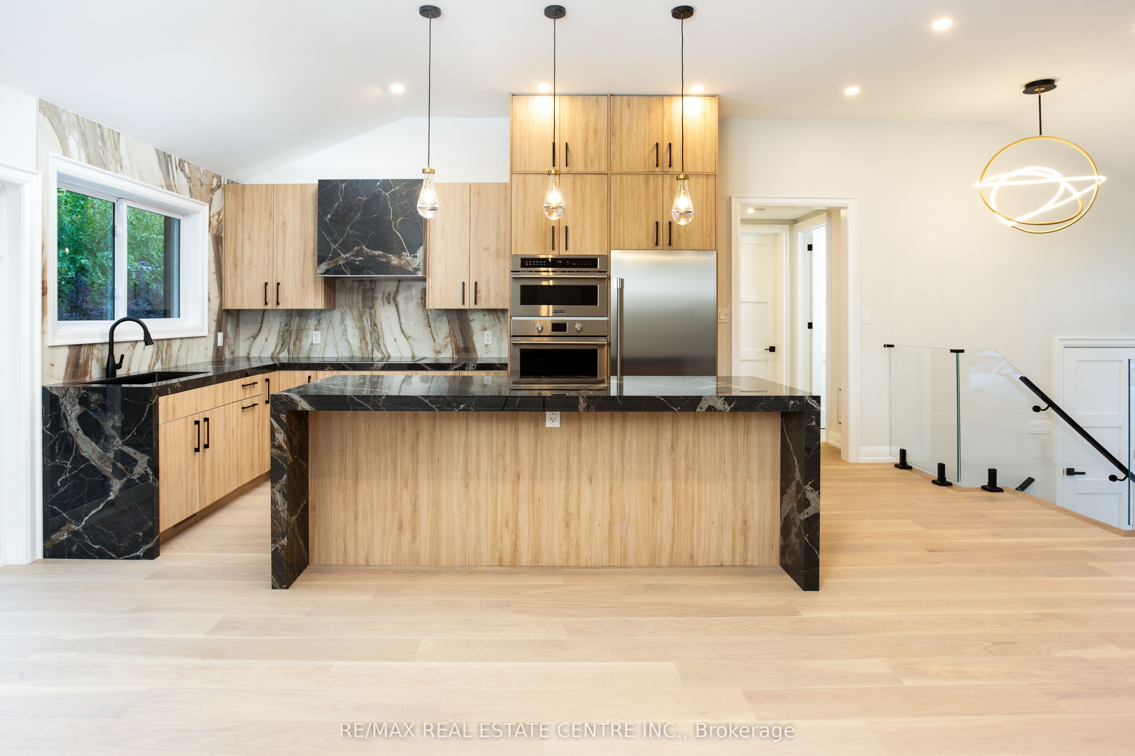 Additional image 6 of 446 Willis Drive, Oakville, ON, L6L 4V5