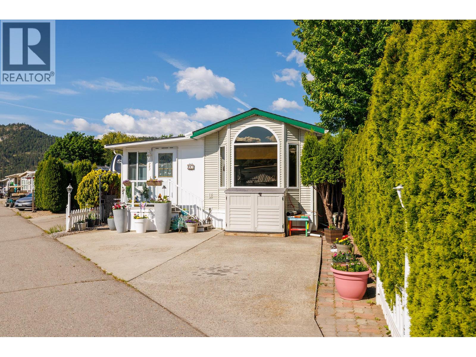267-415 Commonwealth Road, Kelowna, BC, V4V1P4