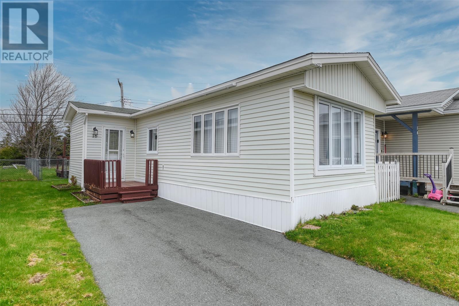 16 Hussey Drive, St Johns, NL, A1A4Y6