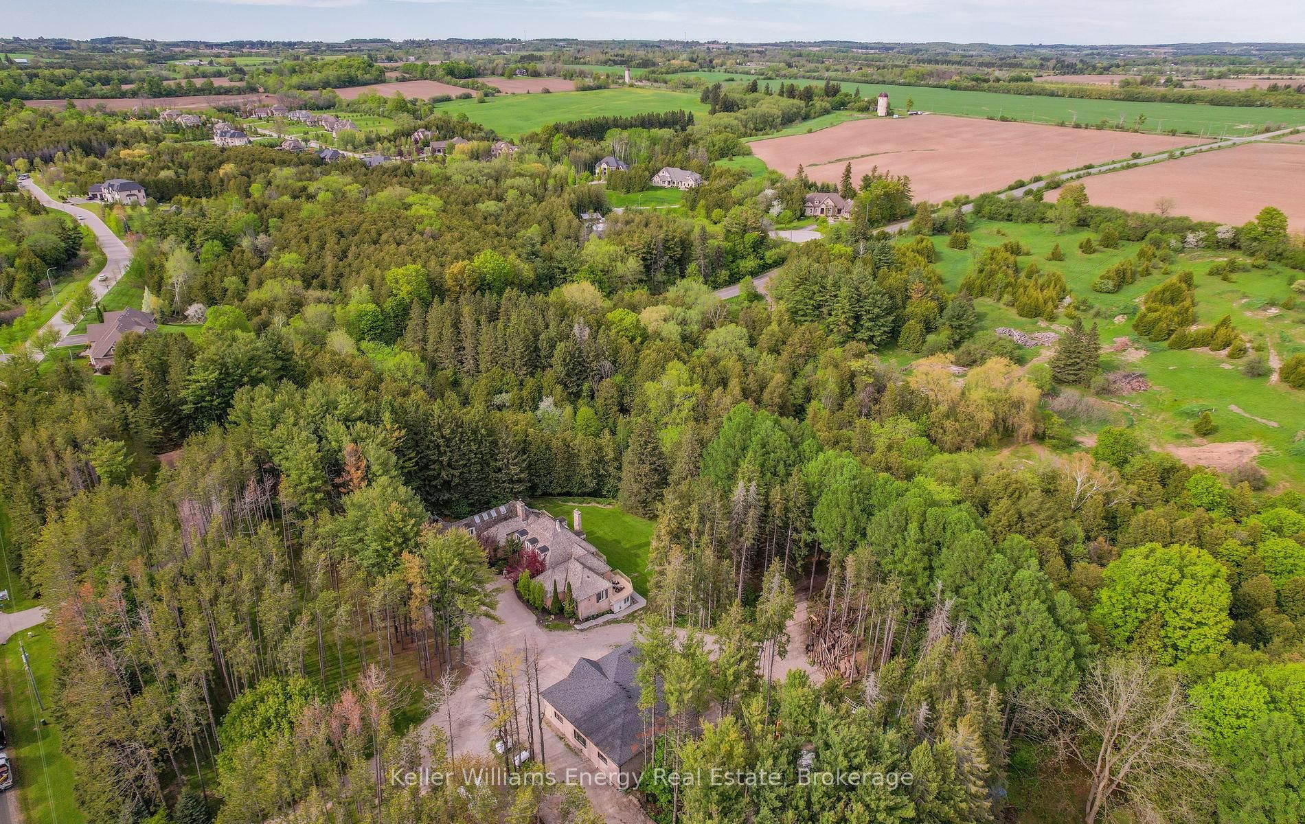 7925 Cedarbrook Trail, Whitby, ON, L1M 1L9 photo 4