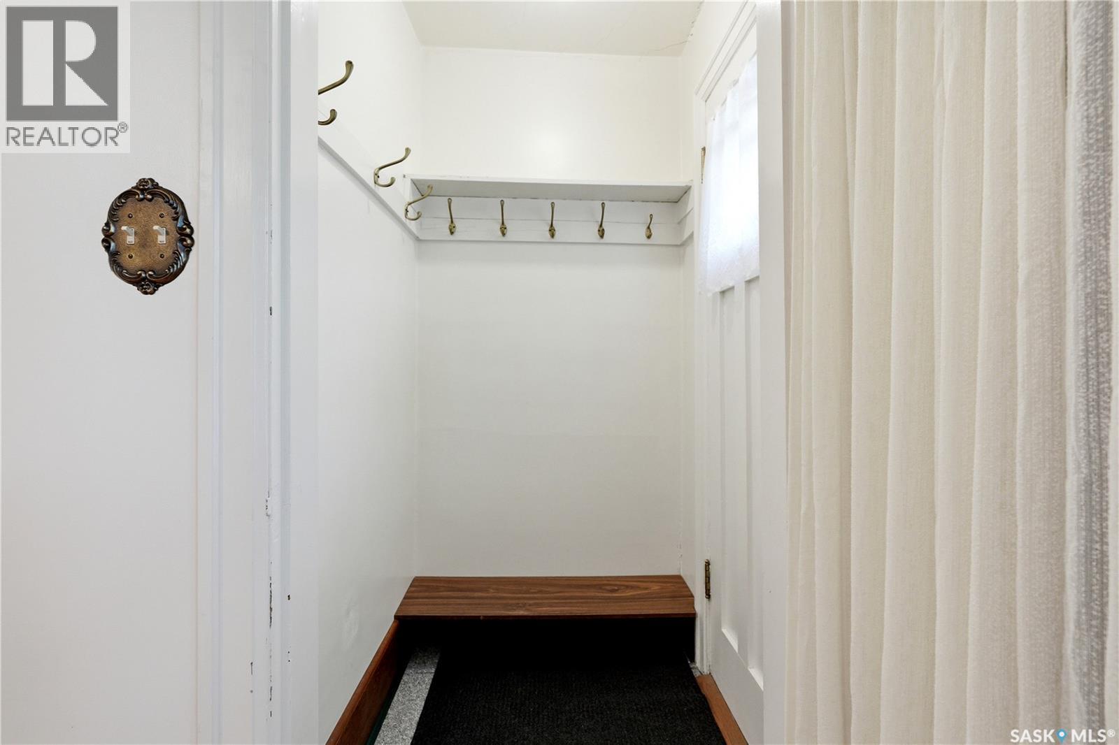 525 5th Street E, Saskatoon, SK, S7H1G2 photo 3