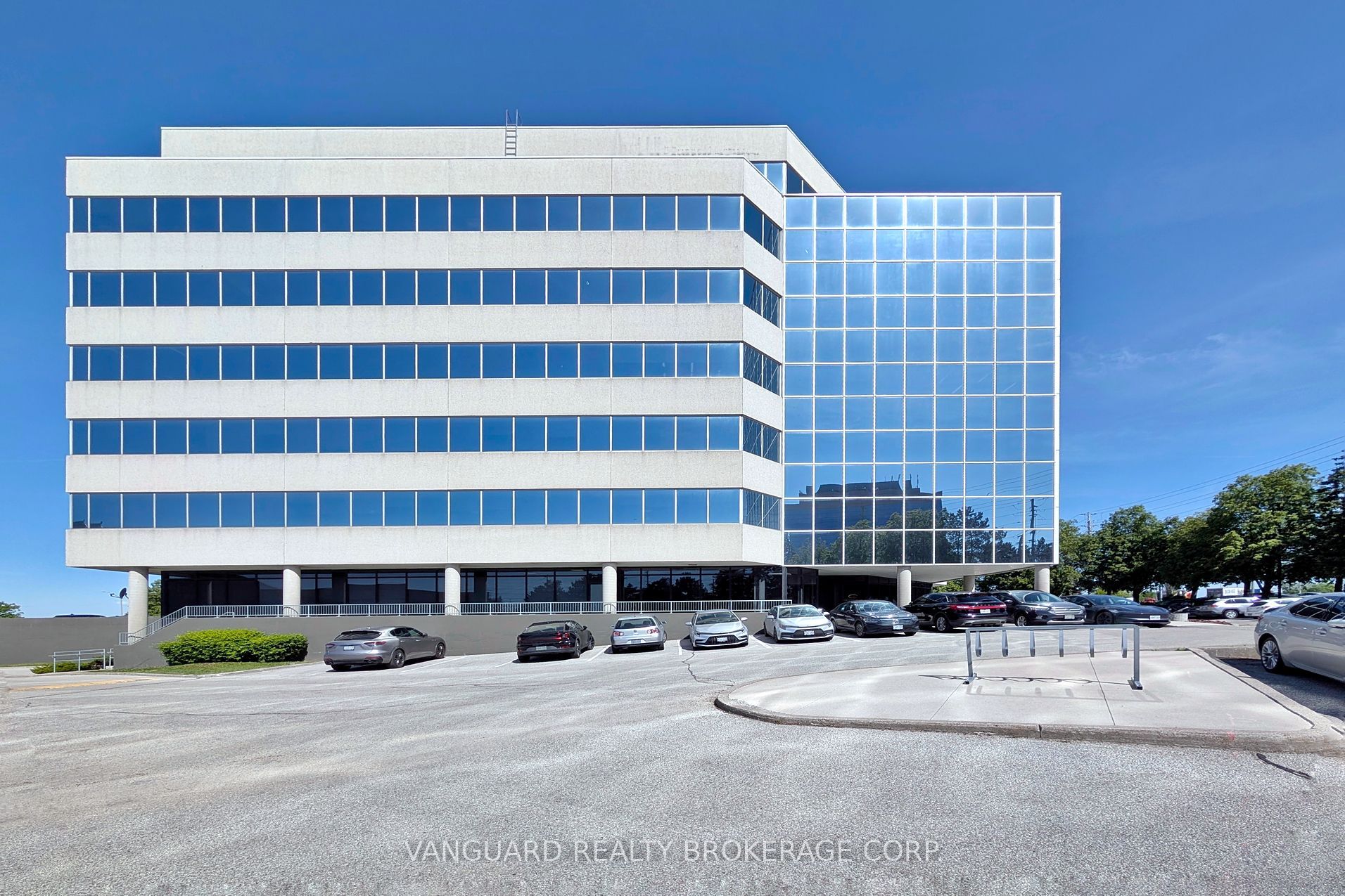 240-7050 Weston Road, Vaughan, ON, L4L 8G7