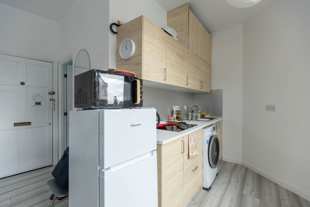 Additional image 7 of 1 bed flat for saleDunlop Street, Renfrew PA4