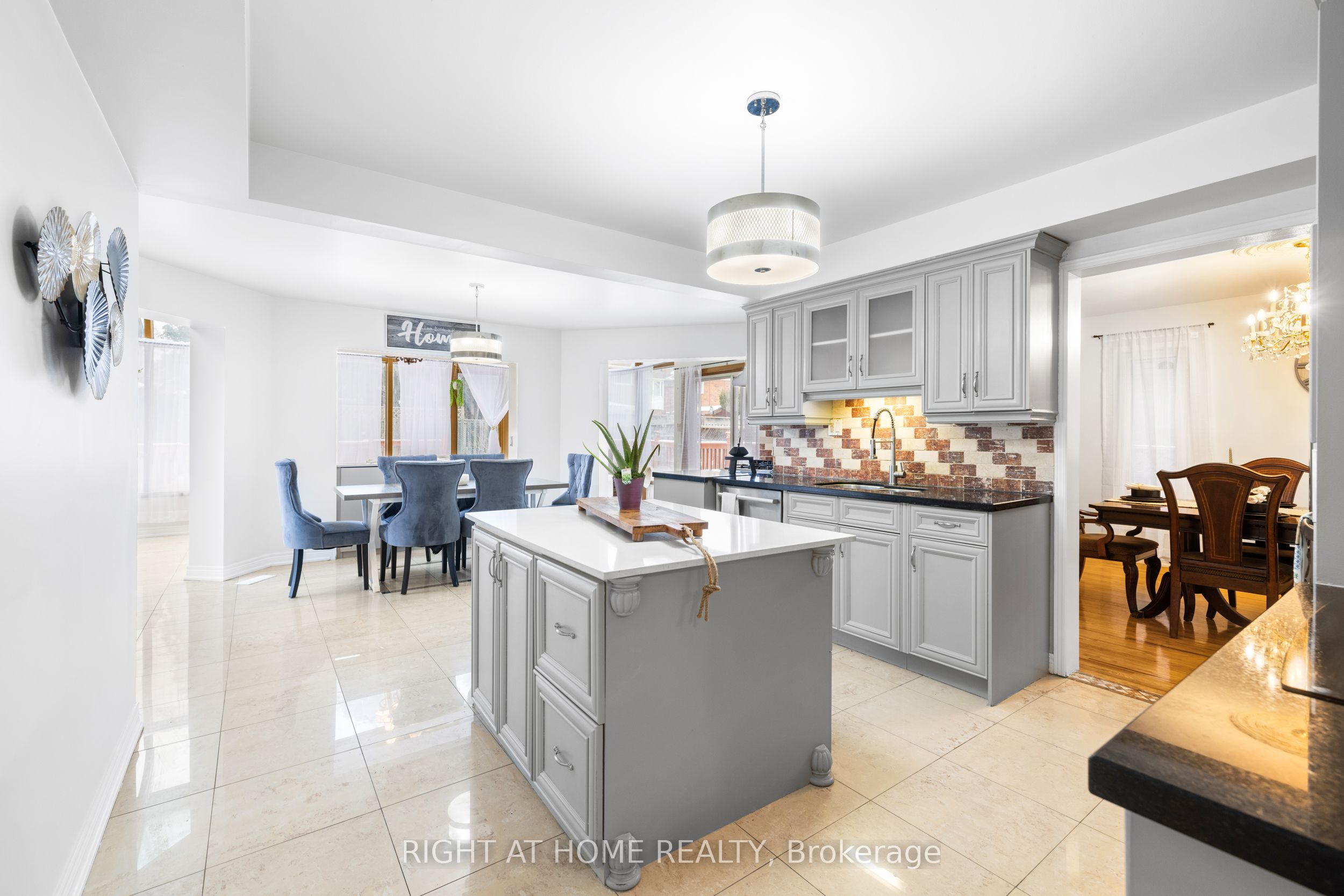 Additional image 6 of 4469 Idlewilde Crescent, Mississauga, ON, L5M 4E8