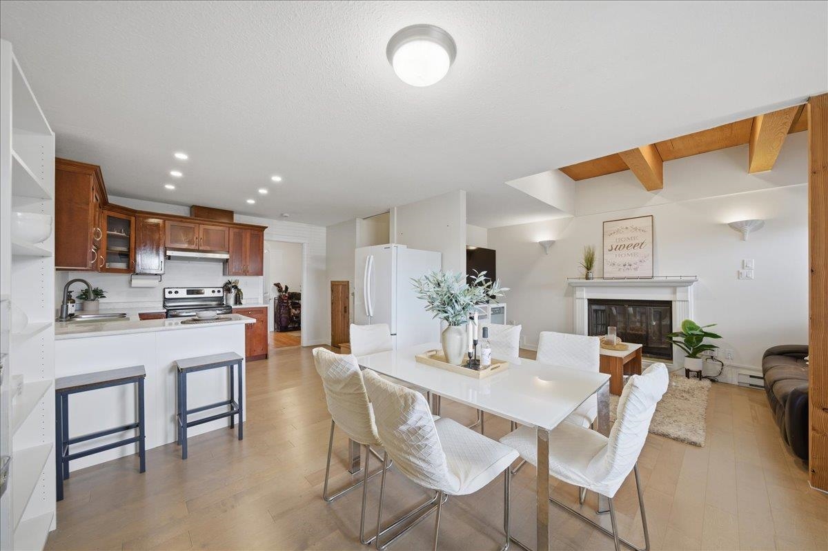 7694 Buller Avenue, Burnaby, BC, V5J 4S9 photo 2