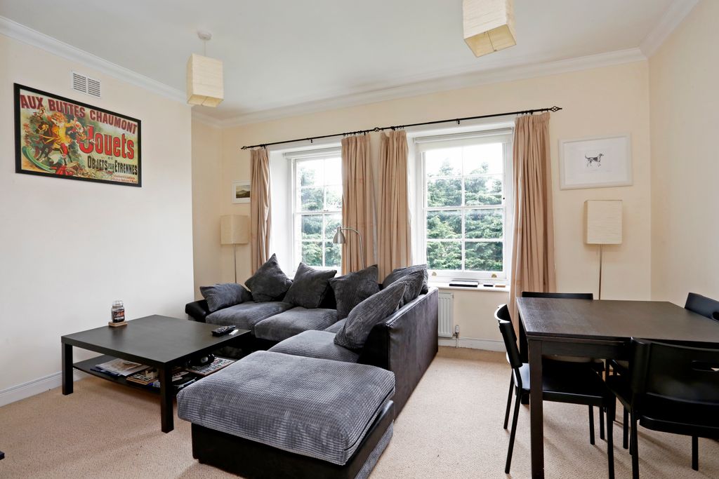 Additional image 4 of 2 bed flat for saleShepherds Farm, Rickmansworth WD3