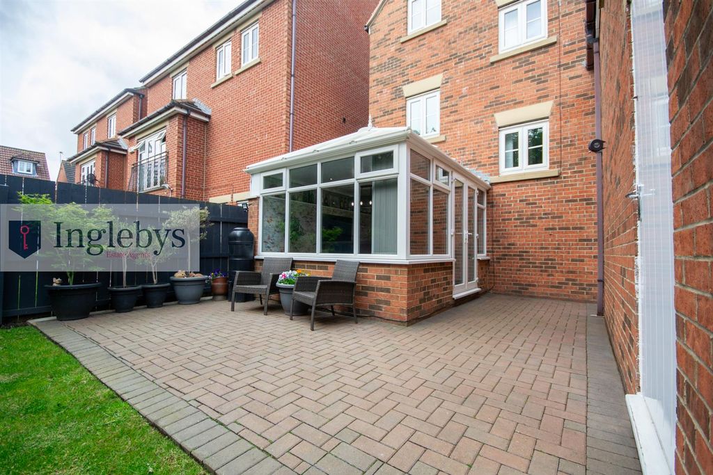 Additional image 32 of 4 bed property for saleDalton Court, Redcar TS10