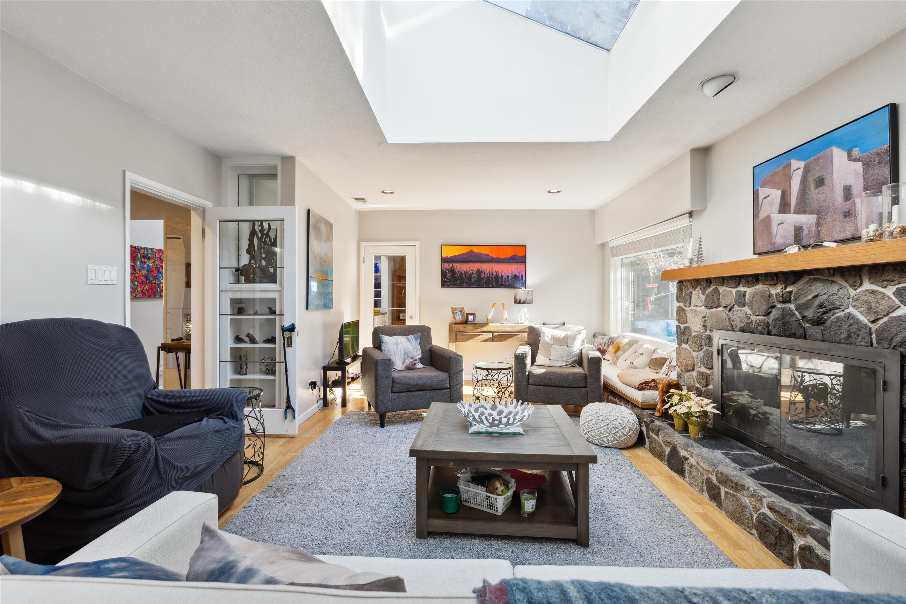 4028 Rose Crescent, West Vancouver, BC, V7V 2N7 photo 5