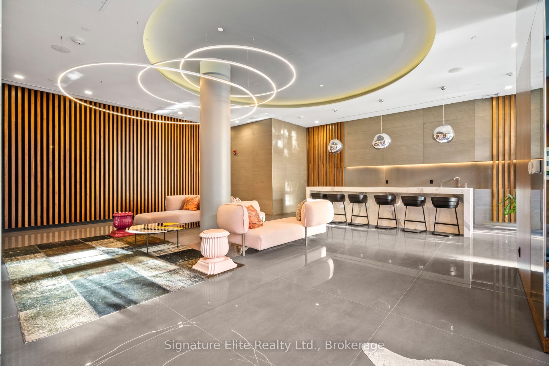 Additional image 5 of 402-1075 Queen Street E, Toronto, ON, M4M 1K3