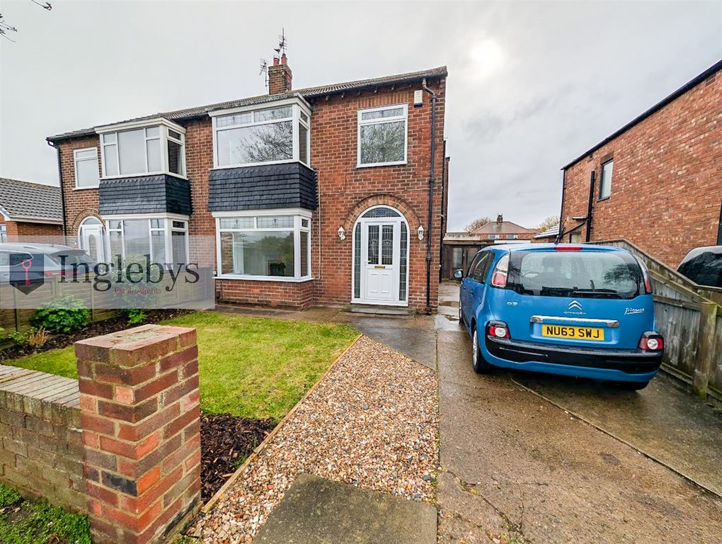 3 bed semi-detached house for saleStirling Road, Redcar TS10