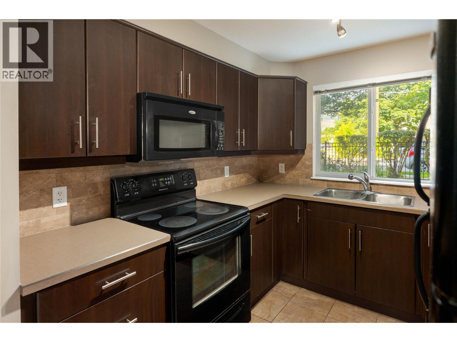 Additional image 3 of 1108-325 Mcintosh Road, Kelowna, BC, V1X2C6