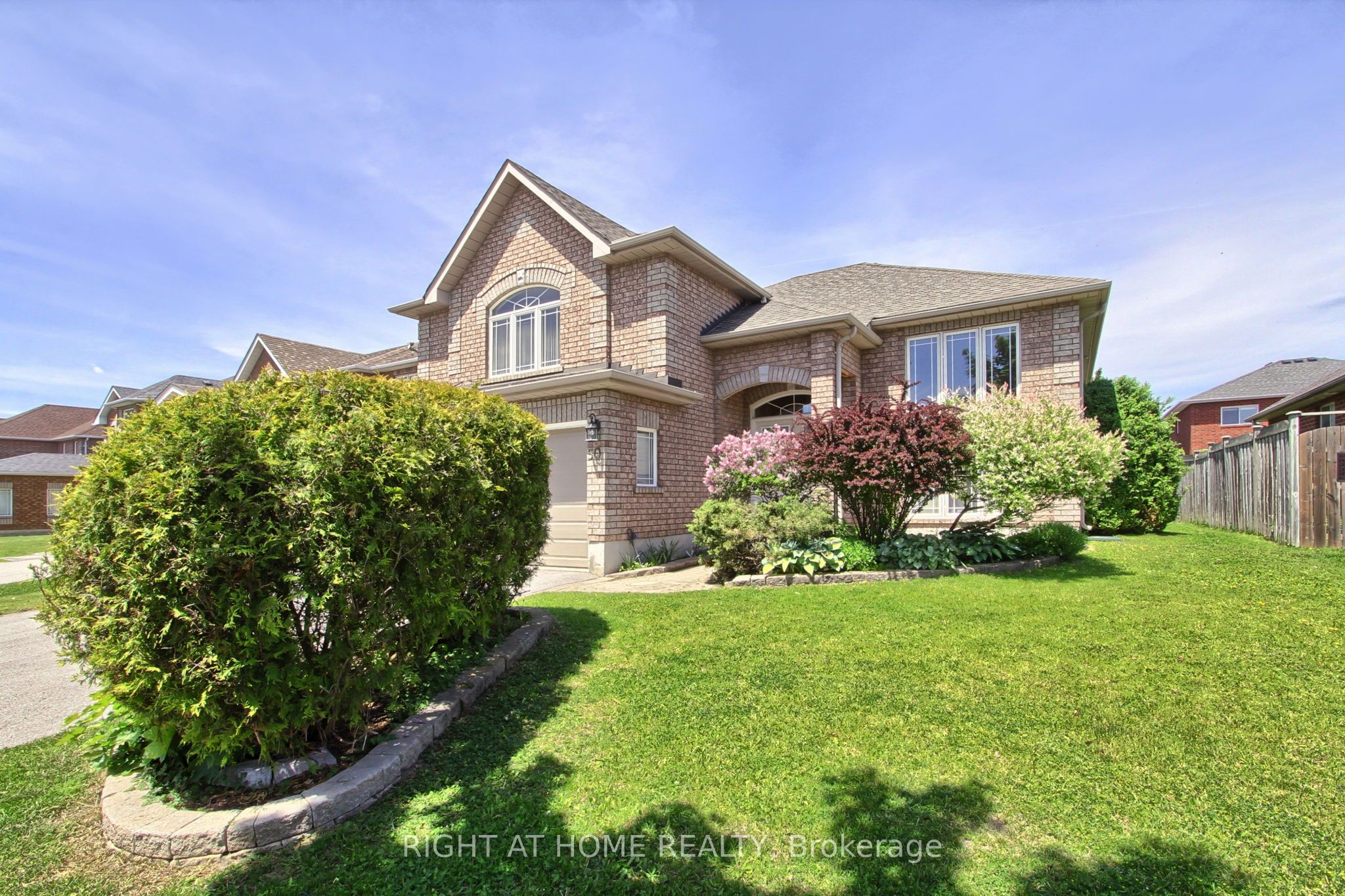 50 Dovedale Drive, Georgina, ON, L4P 4C7 photo 4