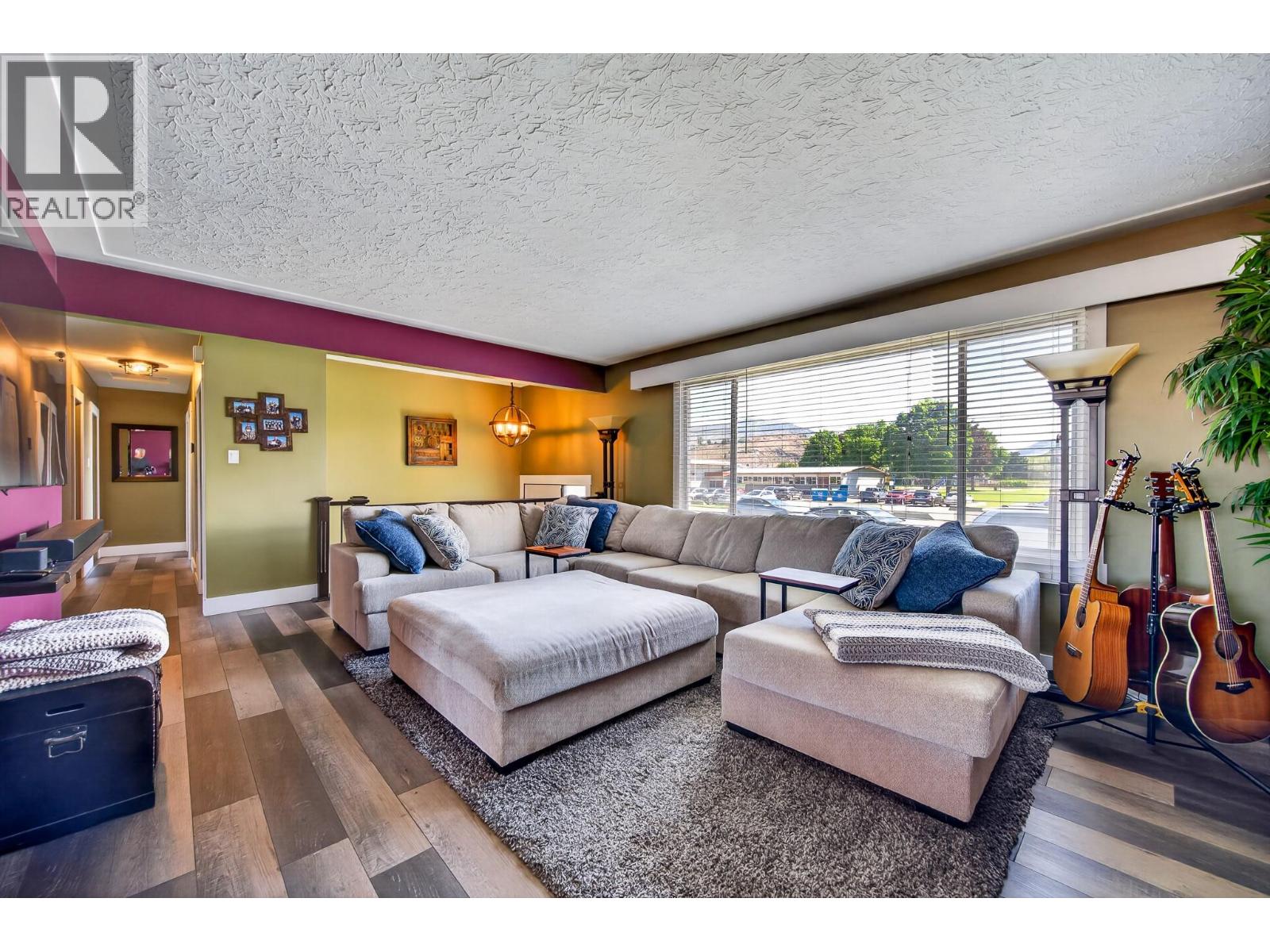 Additional image 4 of 976 Holt Street, Kamloops, BC, V2B5G9