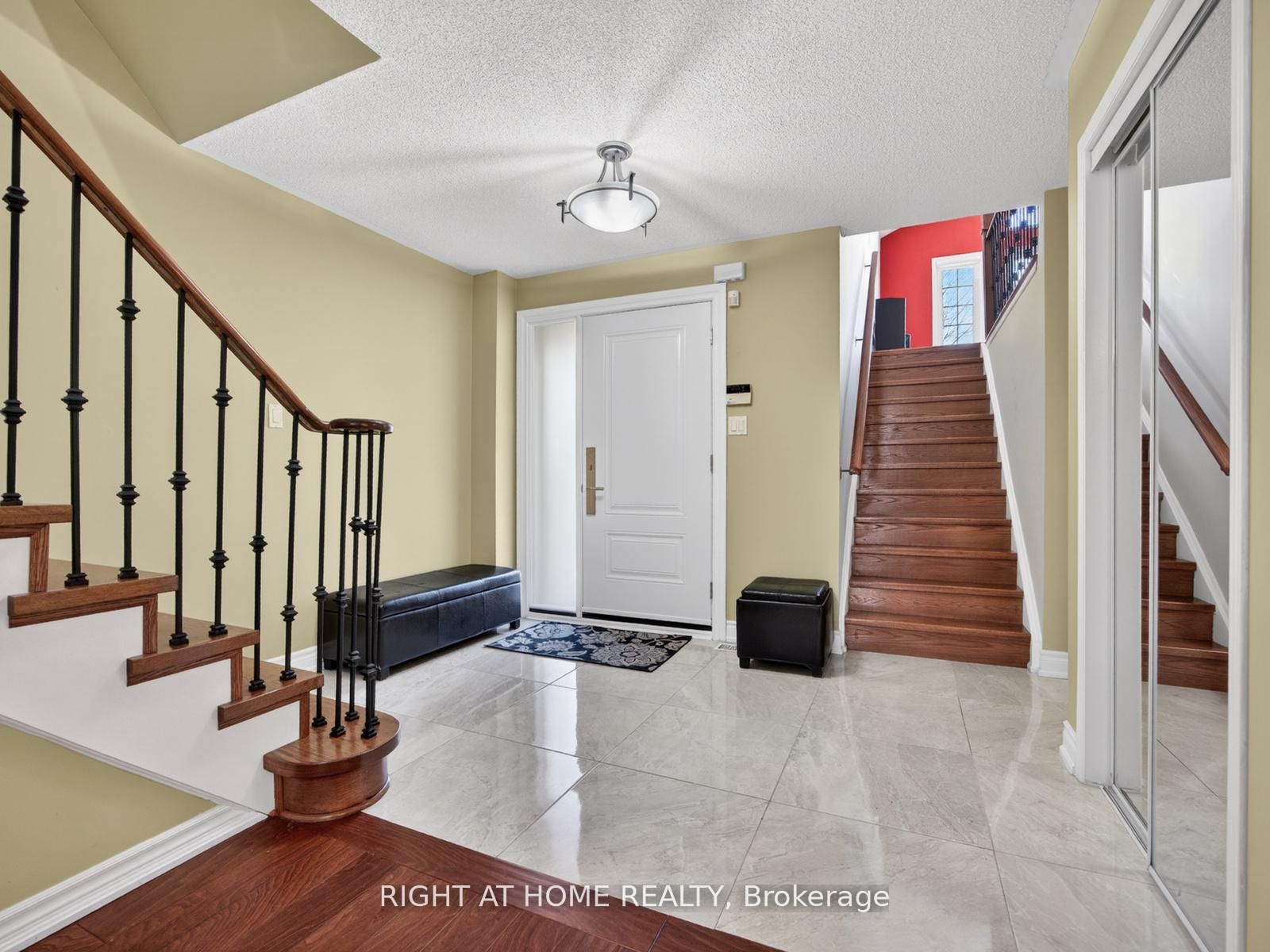 Additional image 4 of 7068 Rosehurst Drive, Mississauga, ON, L5N 6Y8